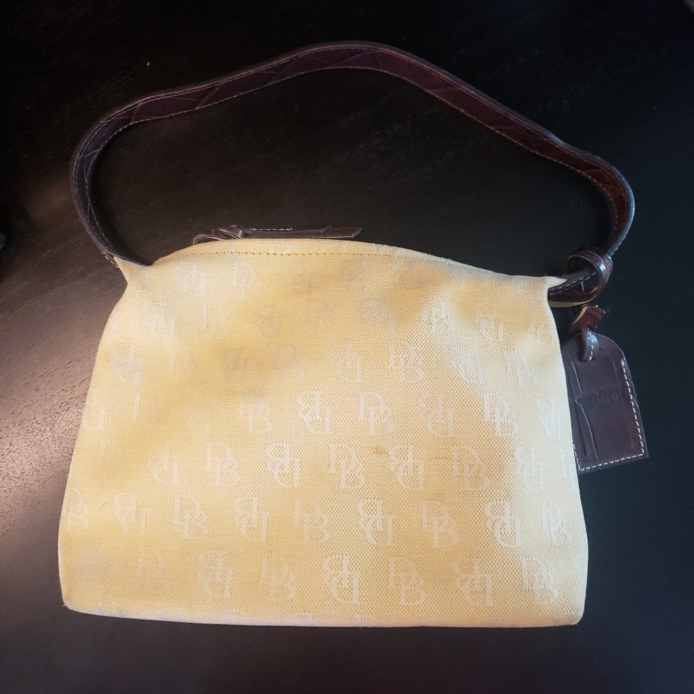 Dooney & Bourke Sm Signature Logo Bag